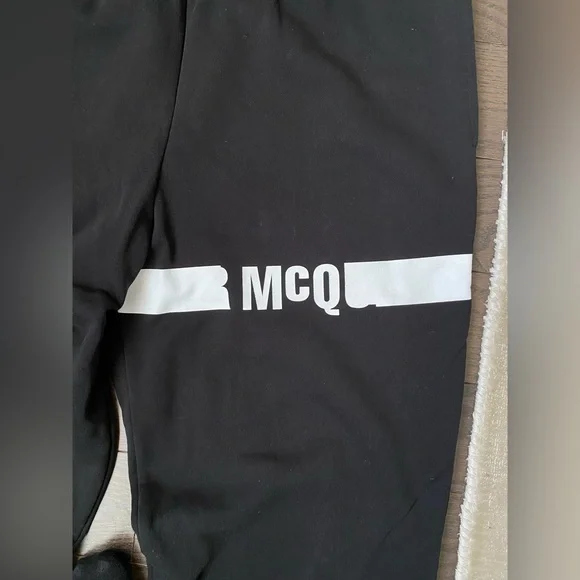 Designer sweatpants - Picture 2 of 6
